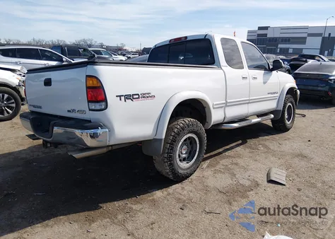 2002 Toyota Tundra Ltd V8 from USA, damaged, VIN 5TBBT48112S316861